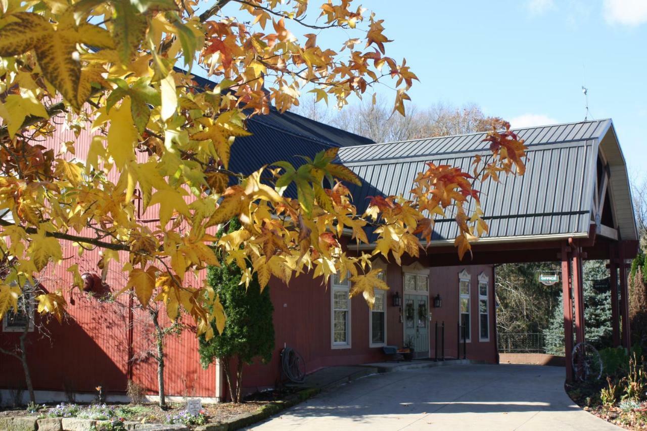 The Barn Inn Bed And Breakfast Millersburg Exterior photo